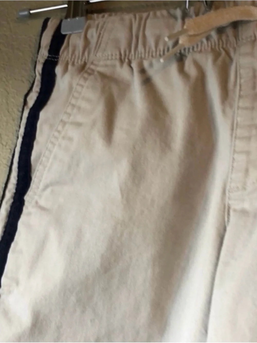 Old Navy Shorts Boys Light Tan Elastic Waist Casual Summer Kids Shorts 8 Medium